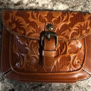 Patricia Nash Rustic Leather wallet